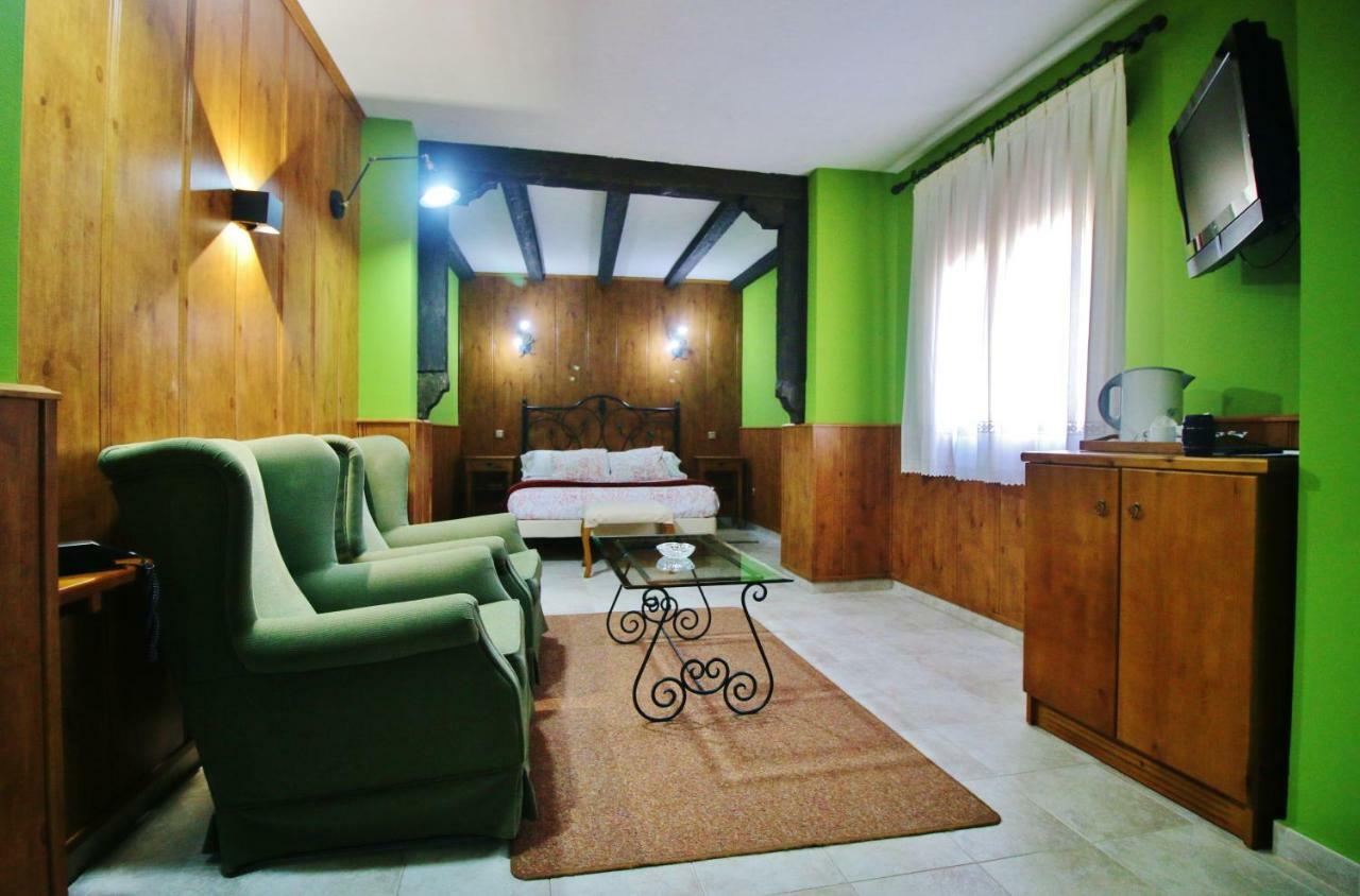 Posada Del Camino Real Torrelaguna Luaran gambar